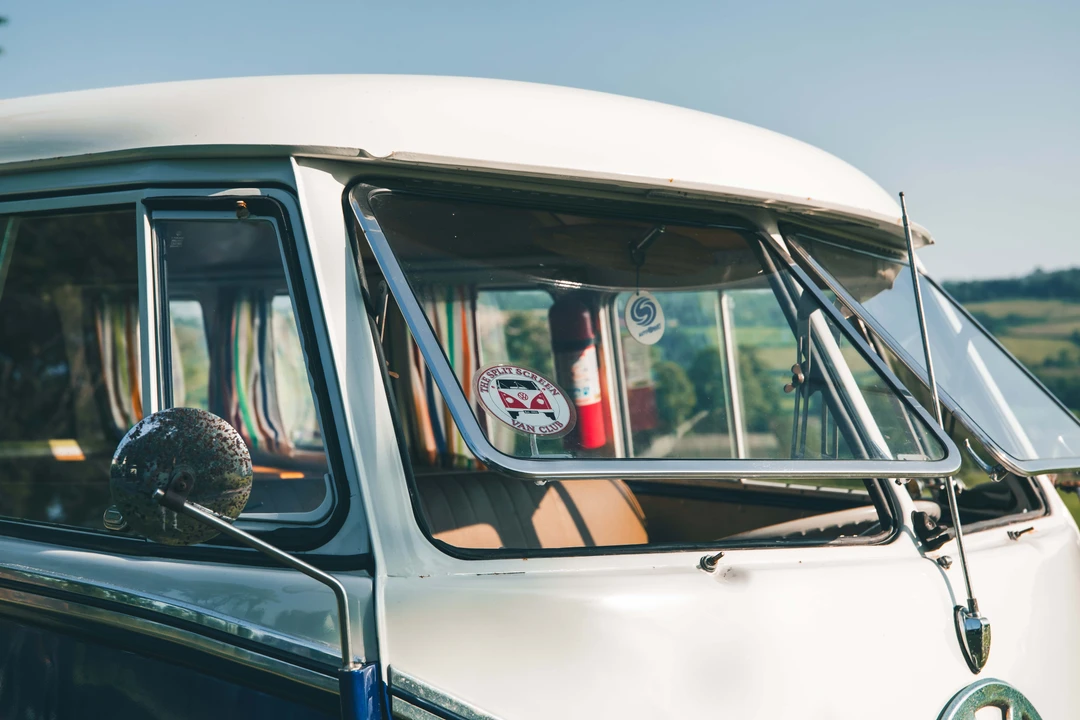 1960 Volkswagen Split-Window Camper - Image 29 of 31