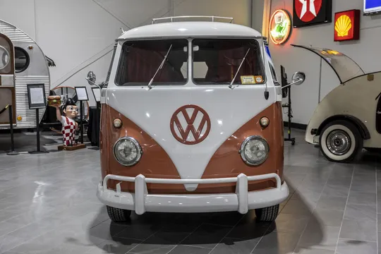 1960 Volkswagen Split-Window Camper - Image 3 of 31