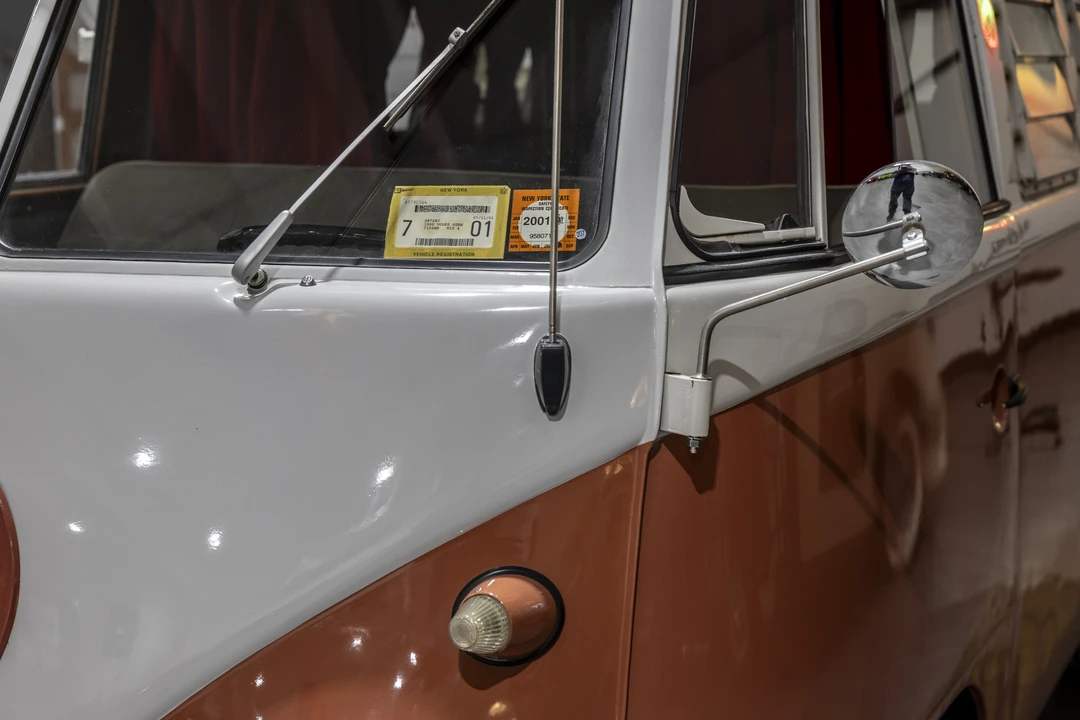 1960 Volkswagen Split-Window Camper - Image 11 of 31