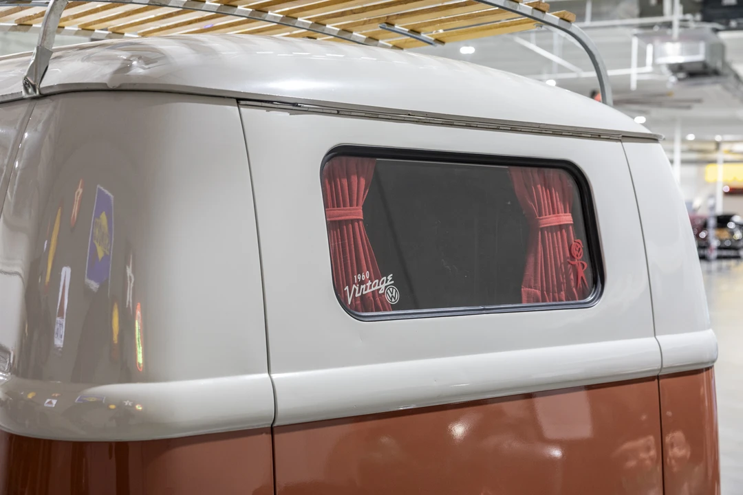 1960 Volkswagen Split-Window Camper - Image 16 of 31