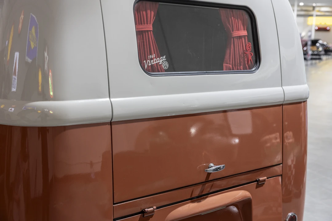 1960 Volkswagen Split-Window Camper - Image 15 of 31