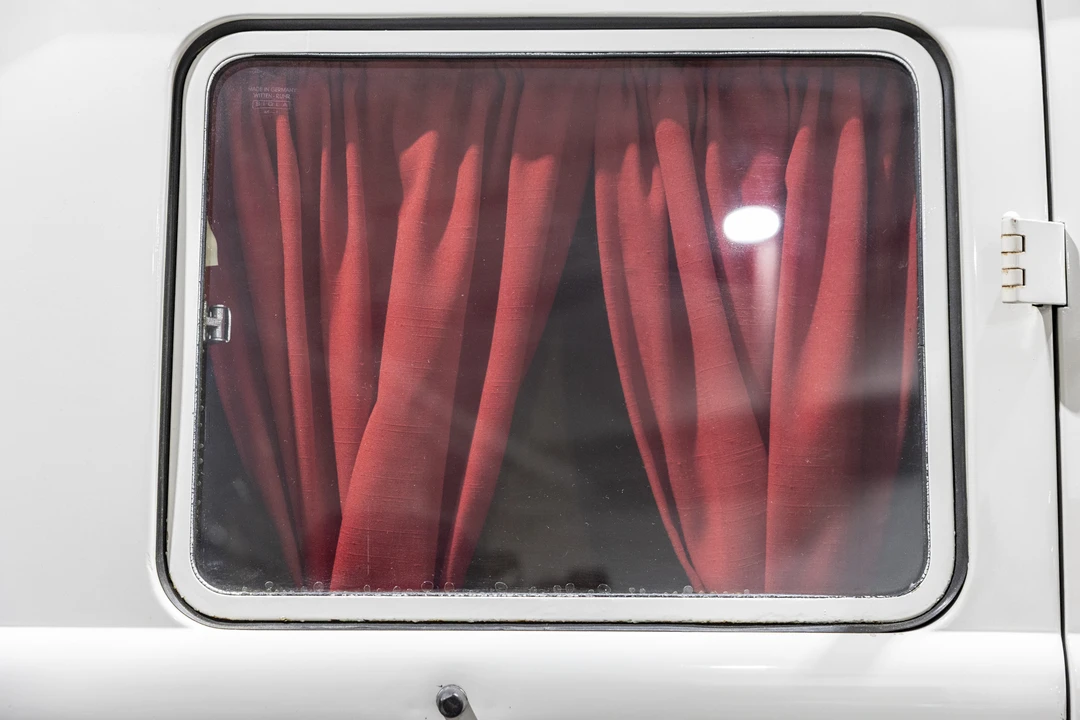 1960 Volkswagen Split-Window Camper - Image 26 of 31