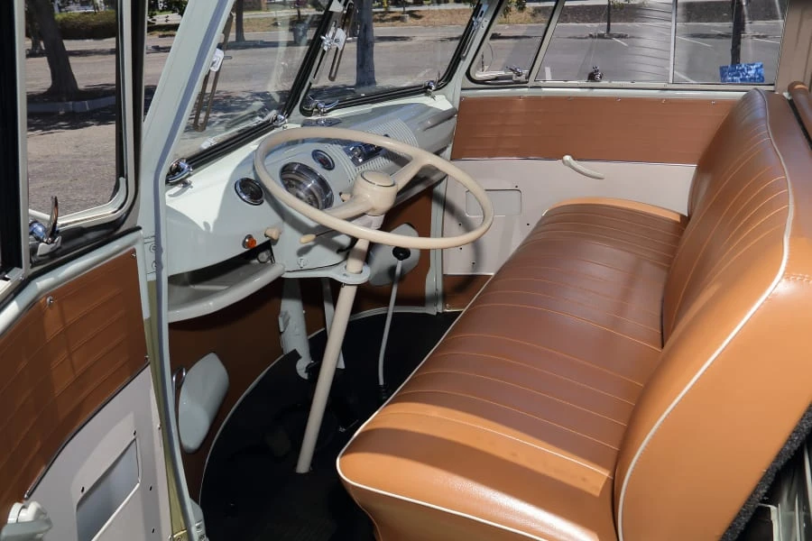 1960 Volkswagen Split-Window Bus - Image 13 of 21