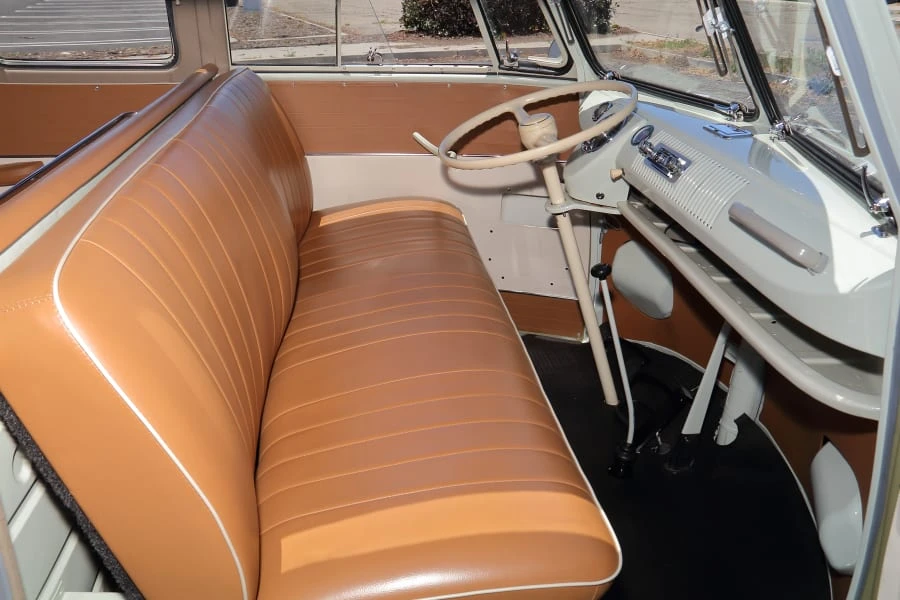 1960 Volkswagen Split-Window Bus - Image 15 of 21