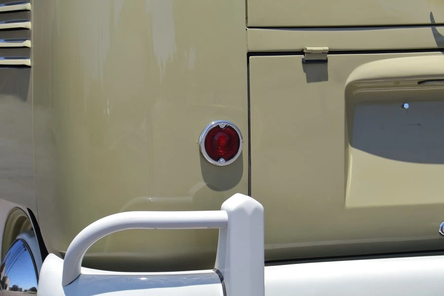 1960 Volkswagen Split-Window Bus - Image 7 of 21