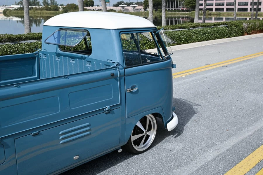 1960 Volkswagen Split-Window Pickup - Image 19 of 31