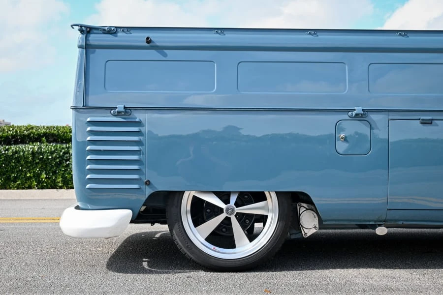 1960 Volkswagen Split-Window Pickup - Image 17 of 31