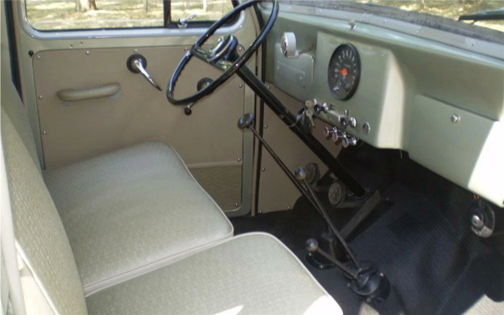 1960 Willys Jeep Wagon - Image 4 of 5