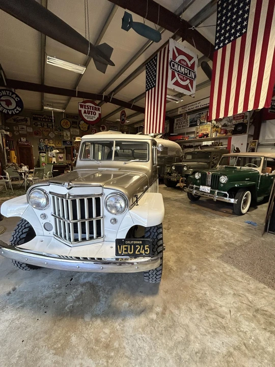 1960 Willys Jeep Wagon - Image 6 of 31