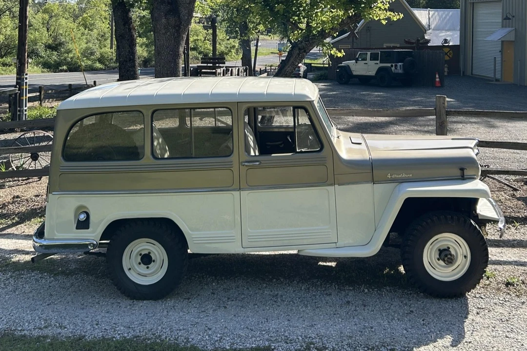 1960 Willys Jeep Wagon - Image 8 of 31