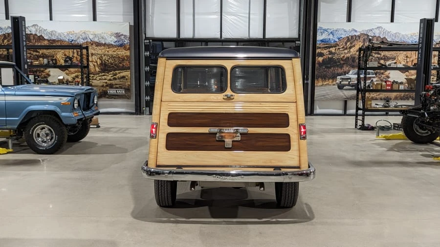 1960 Willys Jeep Wagon - Image 5 of 31