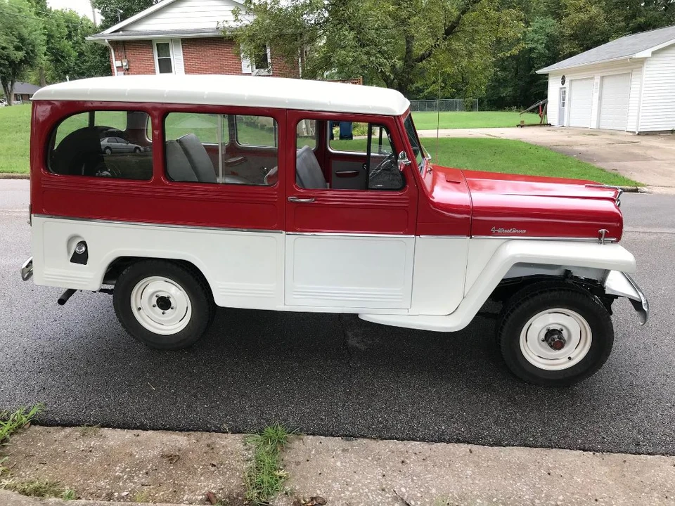 1960 Willys Jeep Wagon - Image 12 of 31