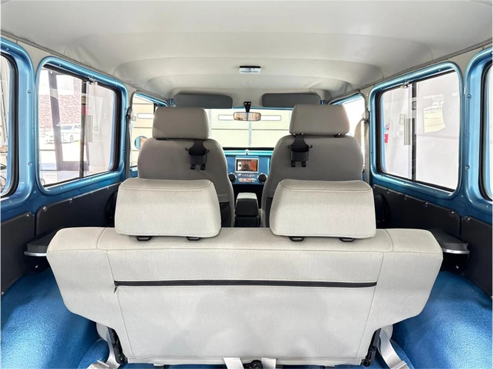 1960 Willys Jeep Wagon - Image 19 of 31