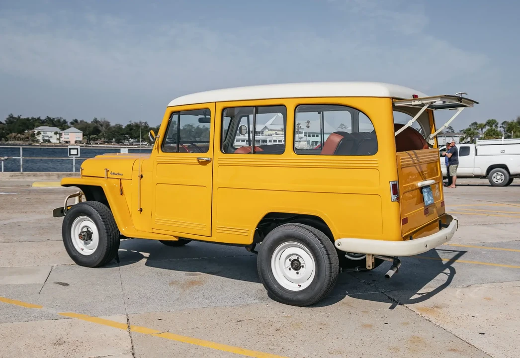 1960 Willys Jeep Wagon - Image 4 of 6