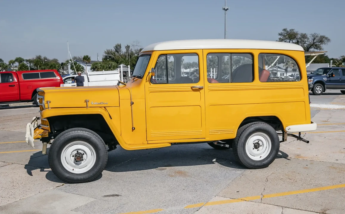 1960 Willys Jeep Wagon - Image 3 of 6