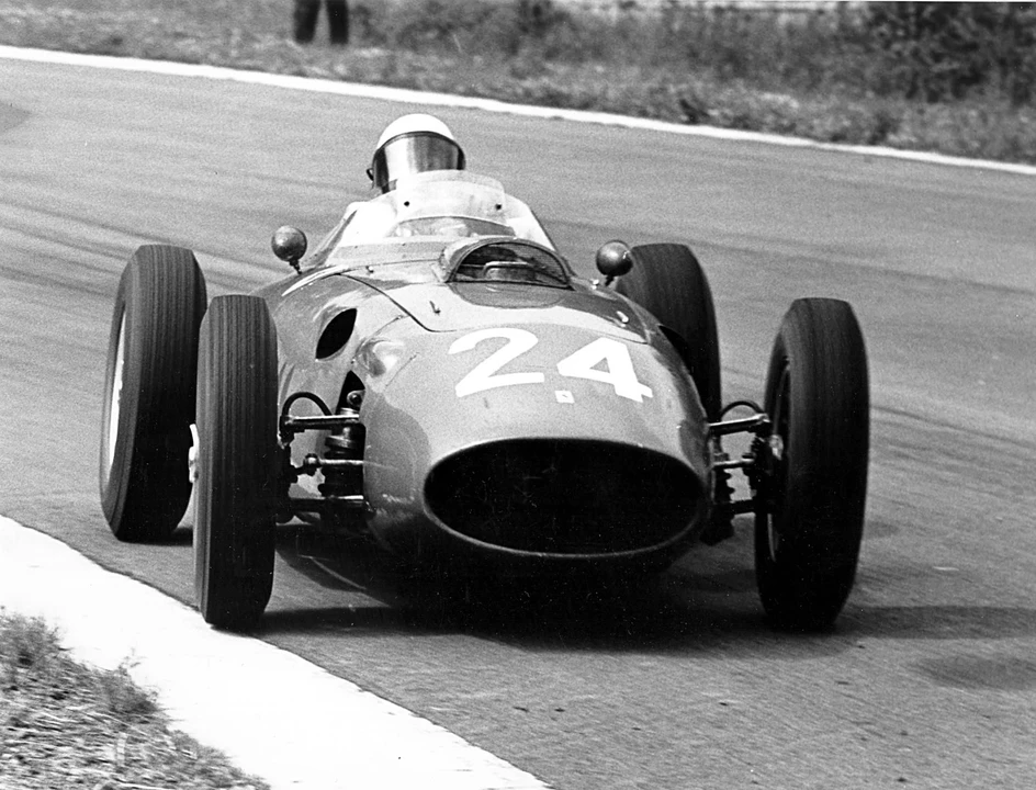 Ferrari Replica - Image 3 of 12