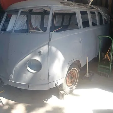 1960 Volkswagen Bus Samba 23-Window Convertible