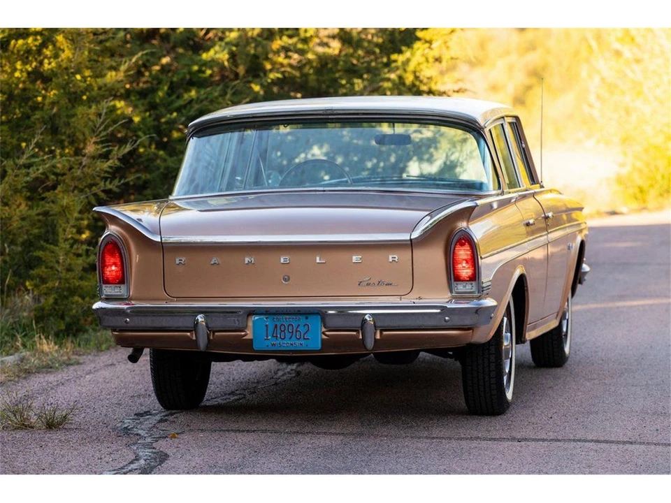 1961 AMC Ambassador - Image 27 of 31