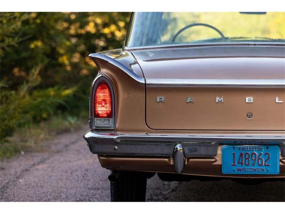 1961 AMC Ambassador - Image 29 of 31