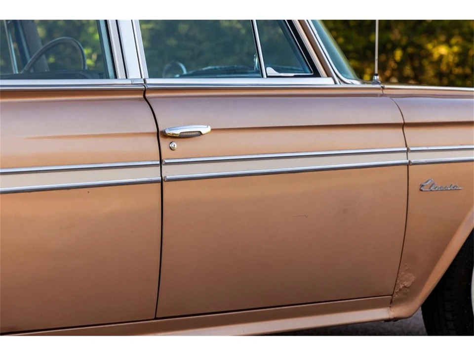 1961 AMC Ambassador - Image 11 of 31