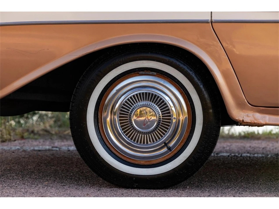1961 AMC Ambassador - Image 20 of 31