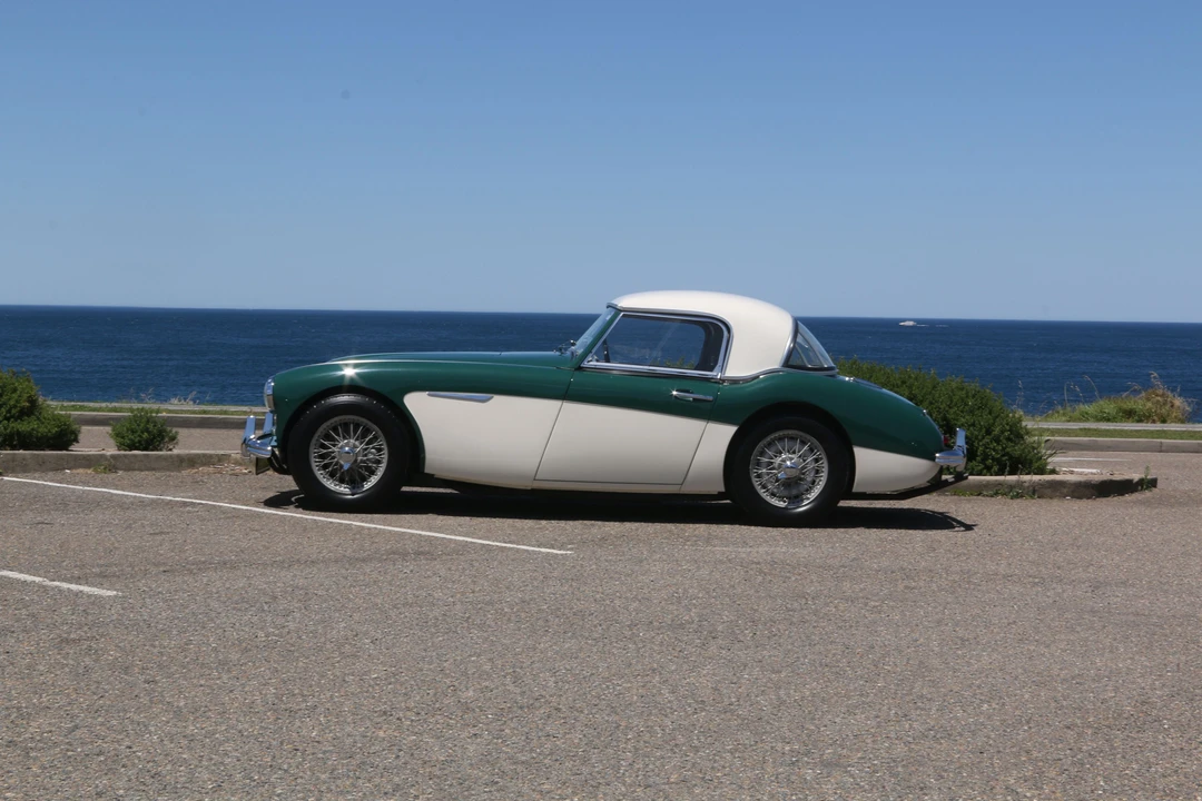 1961 Austin-Healey 3000 Mark II - Image 10 of 29