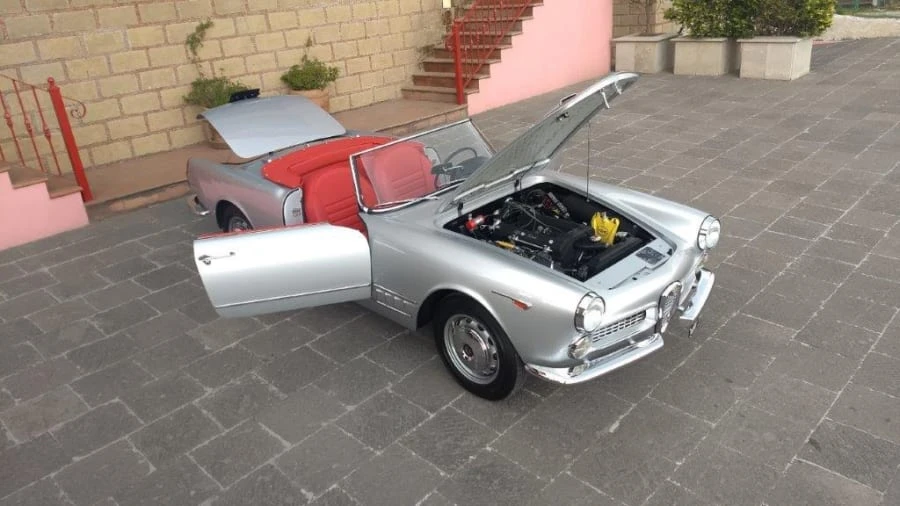 1961 Alfa Romeo 102-Series 2000 - Image 11 of 15