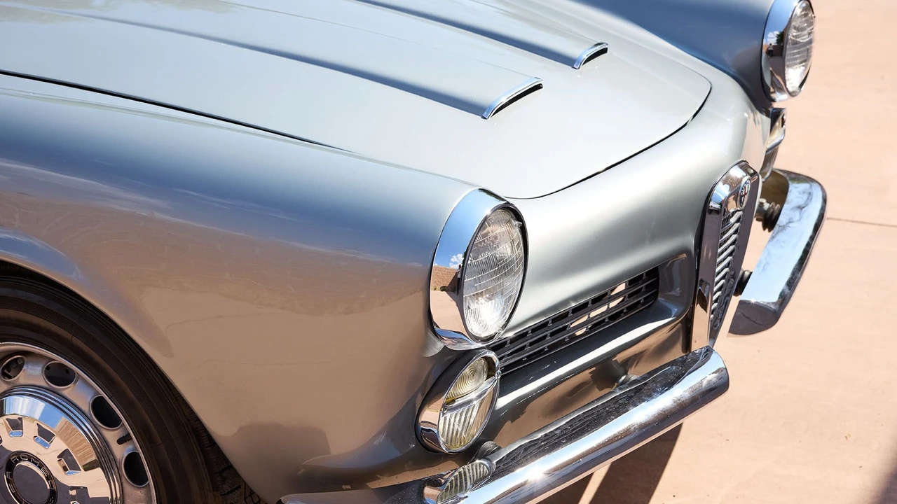 1961 Alfa Romeo 102-Series 2000 - Image 8 of 20