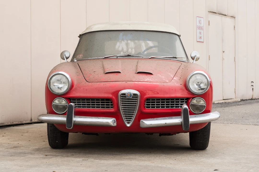 1961 Alfa Romeo 102-Series 2000 - Image 9 of 31