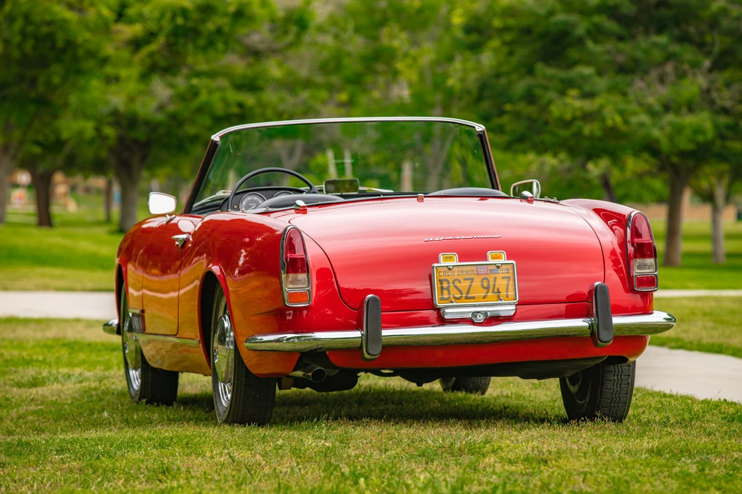 1961 Alfa Romeo 102-Series 2000 - Image 8 of 31