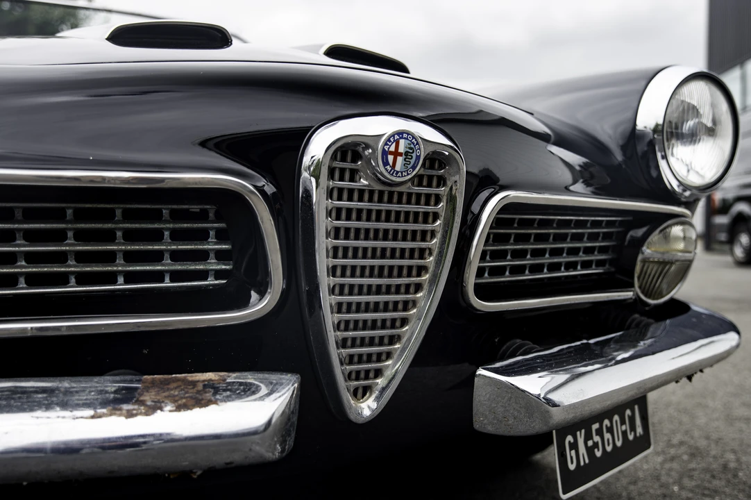 1961 Alfa Romeo 102-Series 2000 - Image 11 of 31