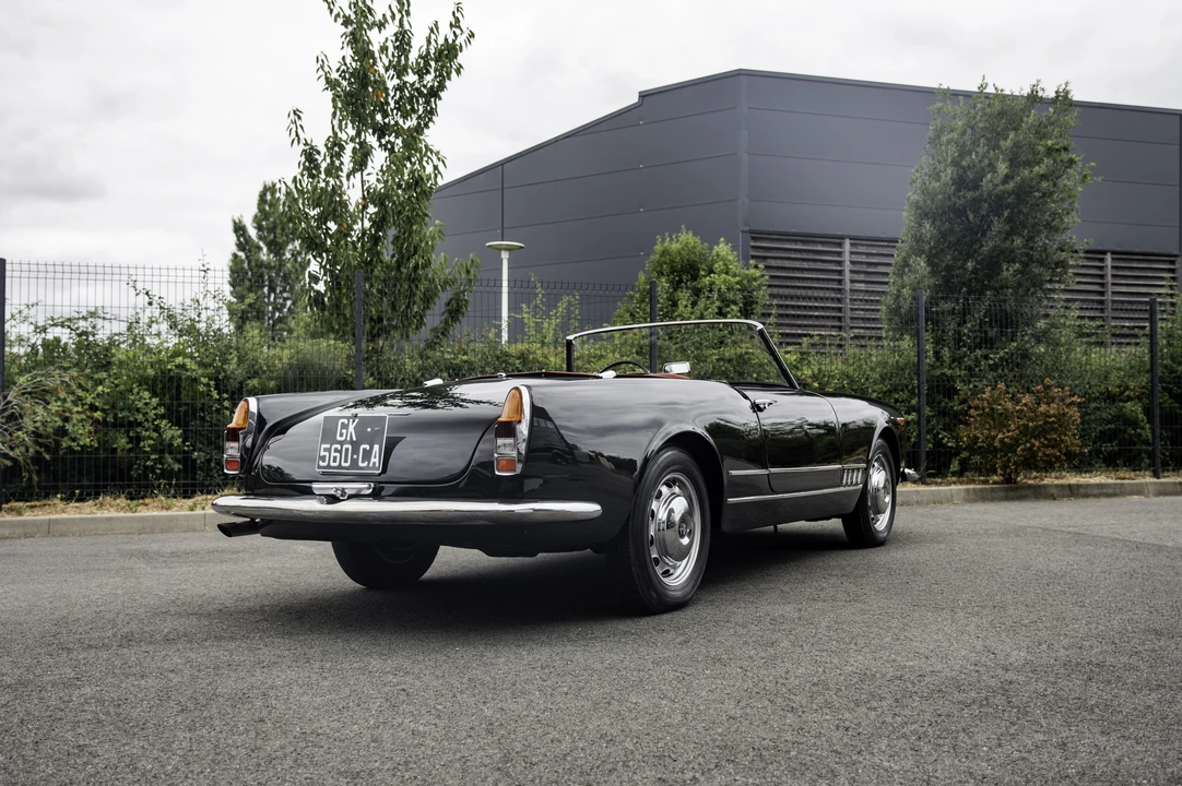 1961 Alfa Romeo 102-Series 2000 - Image 5 of 31