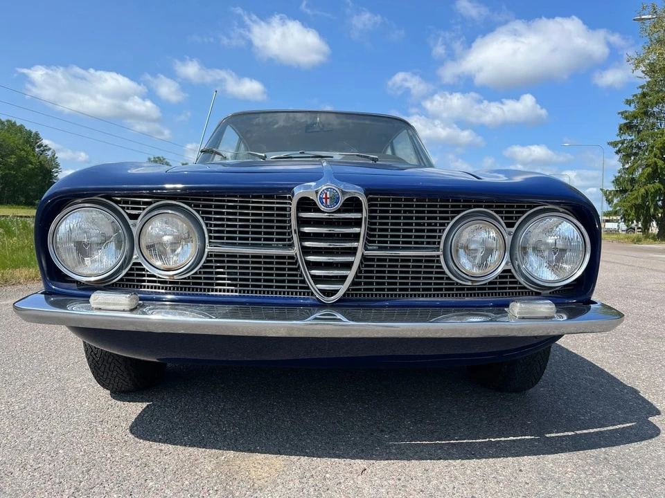 1961 Alfa Romeo 102-Series 2000 - Image 5 of 30