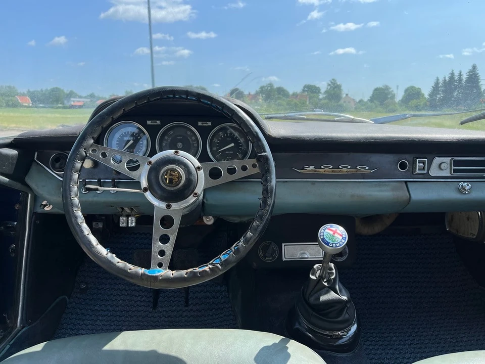 1961 Alfa Romeo 102-Series 2000 - Image 26 of 30