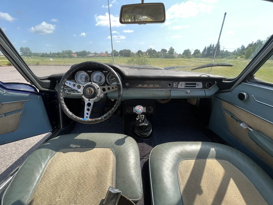 1961 Alfa Romeo 102-Series 2000 - Image 24 of 30