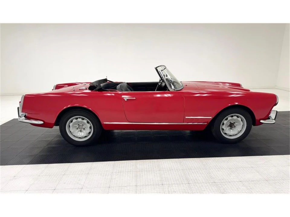 1961 Alfa Romeo Giulietta - Image 9 of 31