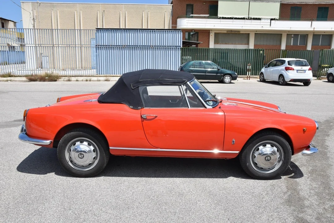 1961 Alfa Romeo Giulietta - Image 16 of 30