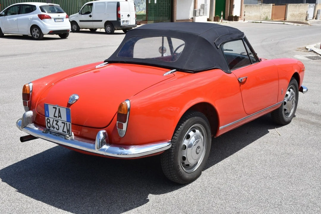 1961 Alfa Romeo Giulietta - Image 15 of 30