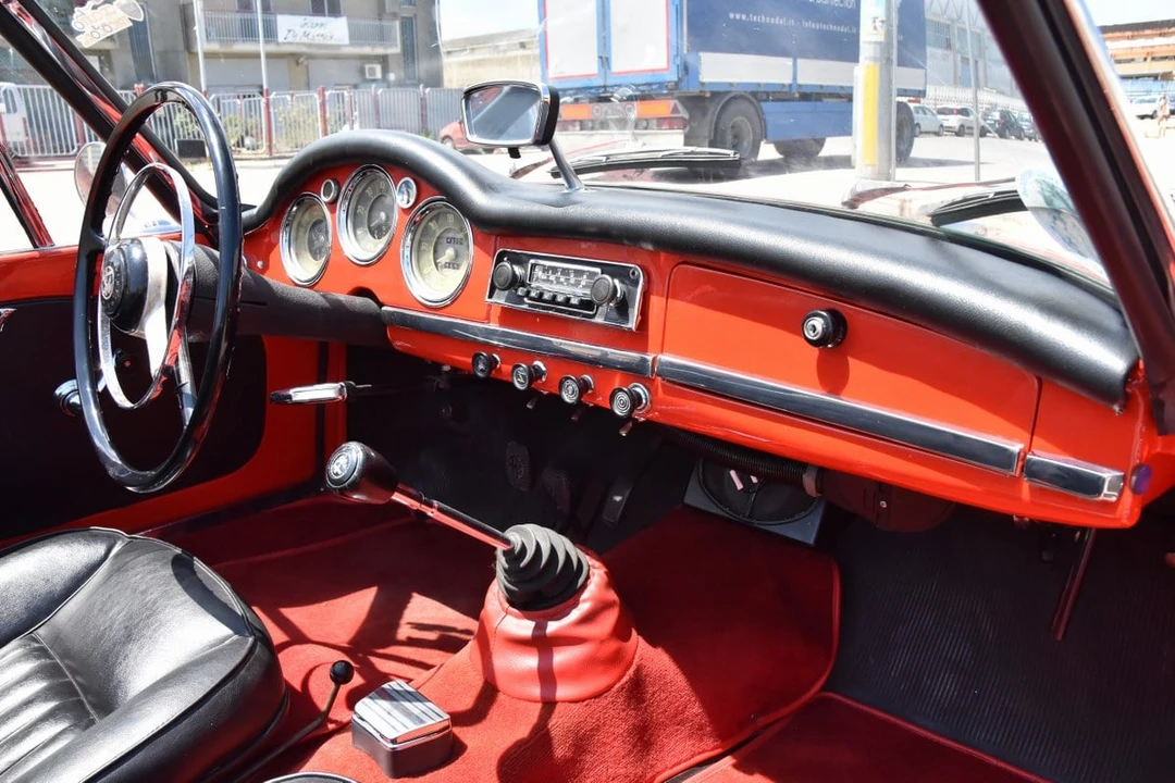 1961 Alfa Romeo Giulietta - Image 29 of 30