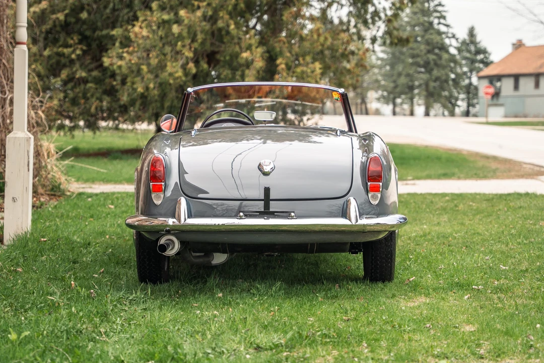 1961 Alfa Romeo Giulietta - Image 8 of 31