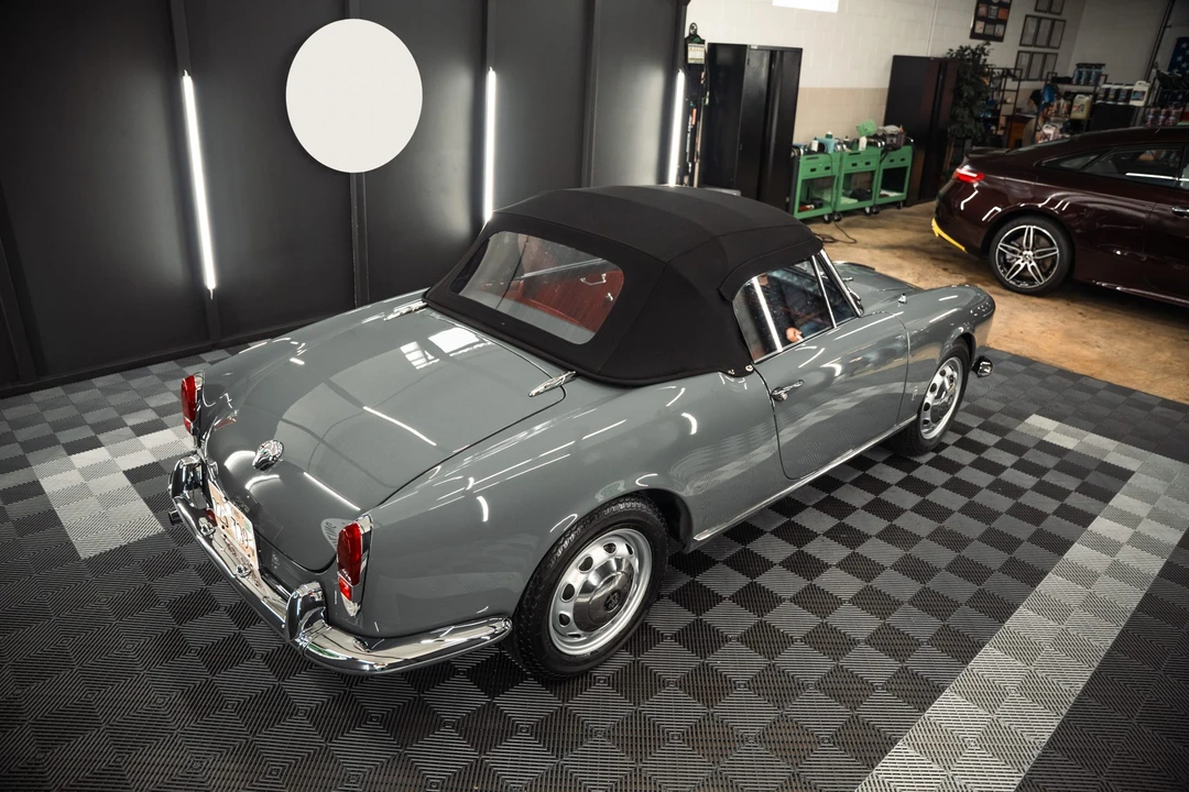 1961 Alfa Romeo Giulietta - Image 19 of 31