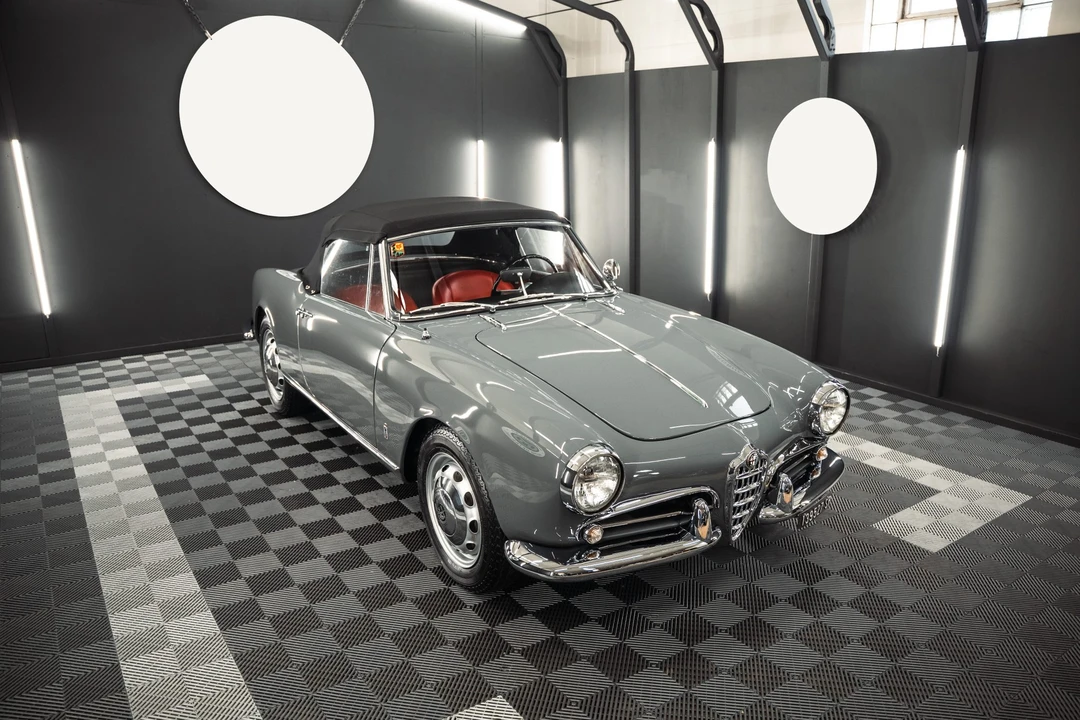 1961 Alfa Romeo Giulietta - Image 18 of 31