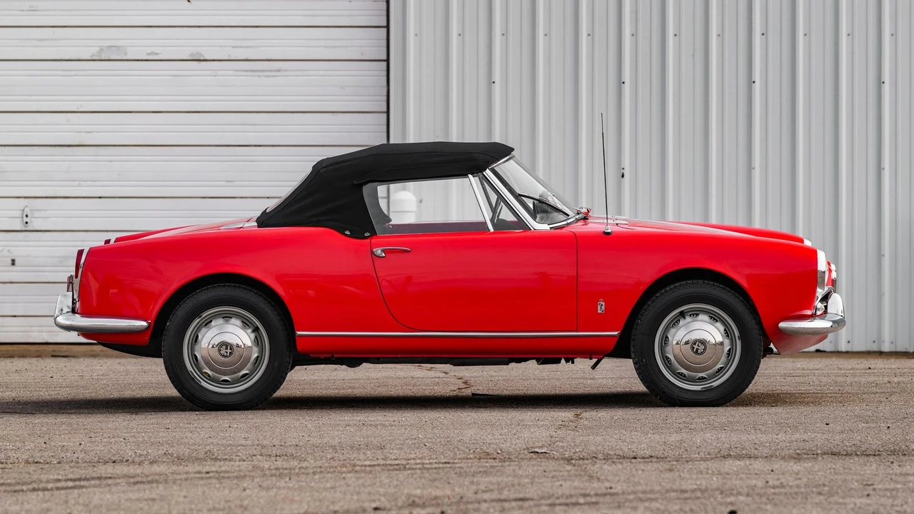 1961 Alfa Romeo Giulietta - Image 19 of 31