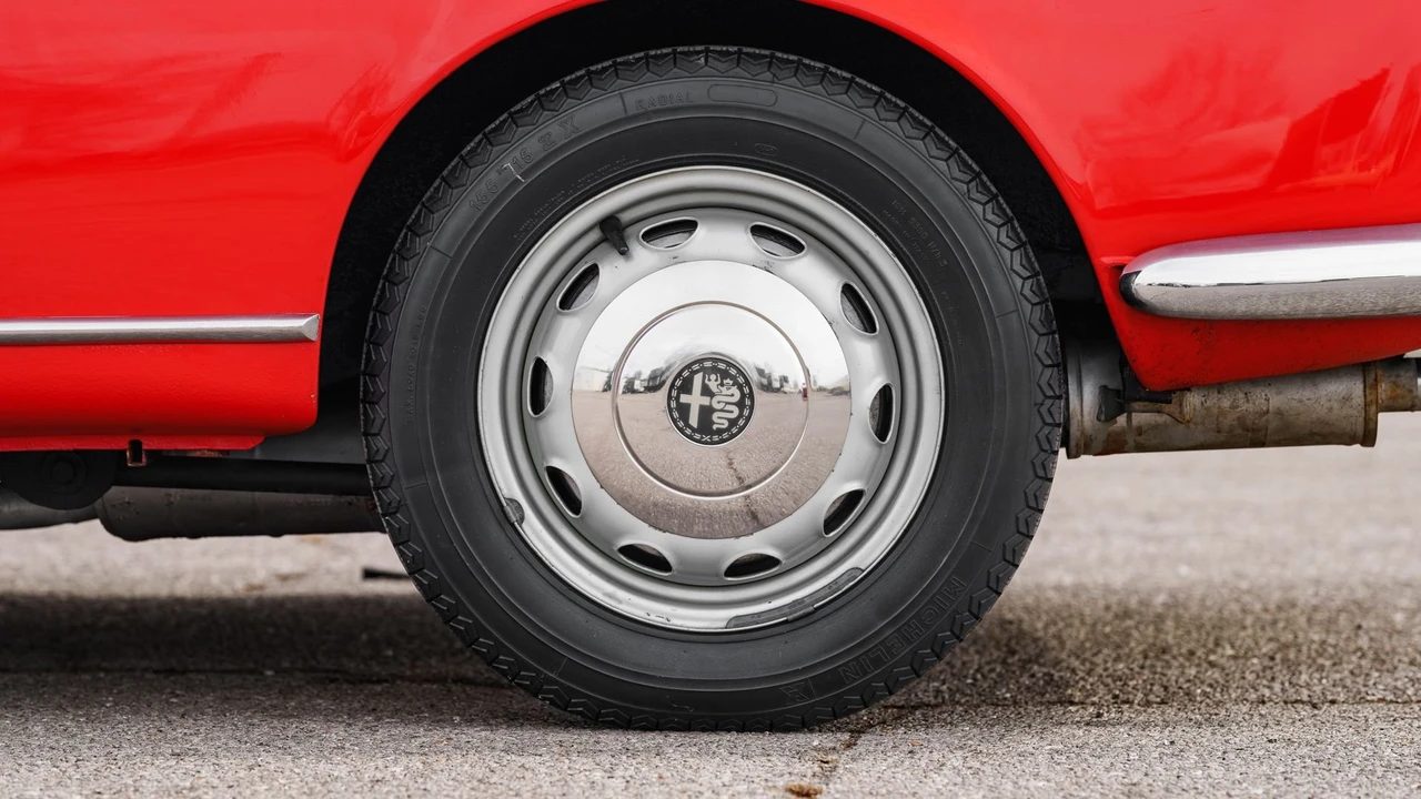 1961 Alfa Romeo Giulietta - Image 26 of 31