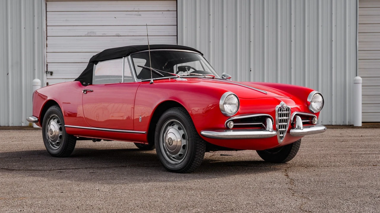 1961 Alfa Romeo Giulietta - Image 15 of 31