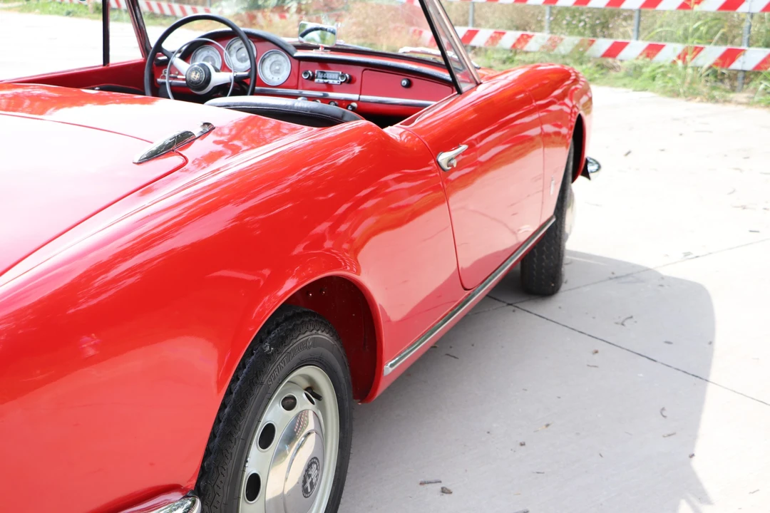 1961 Alfa Romeo Giulietta - Image 14 of 31