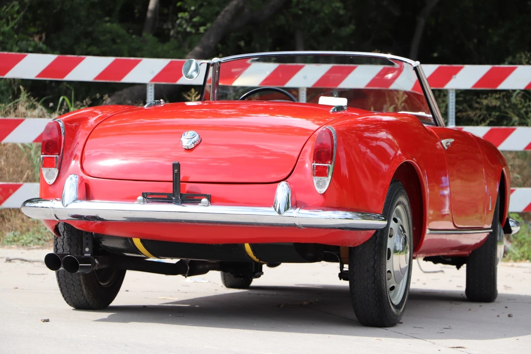1961 Alfa Romeo Giulietta - Image 7 of 31