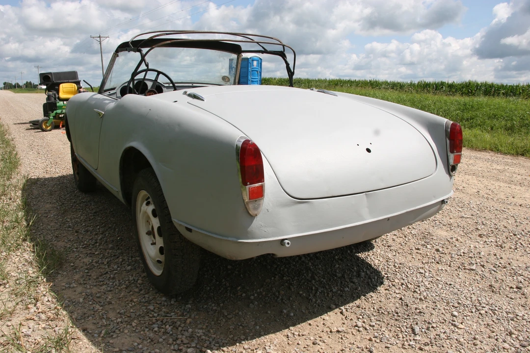 1961 Alfa Romeo Giulietta - Image 11 of 31
