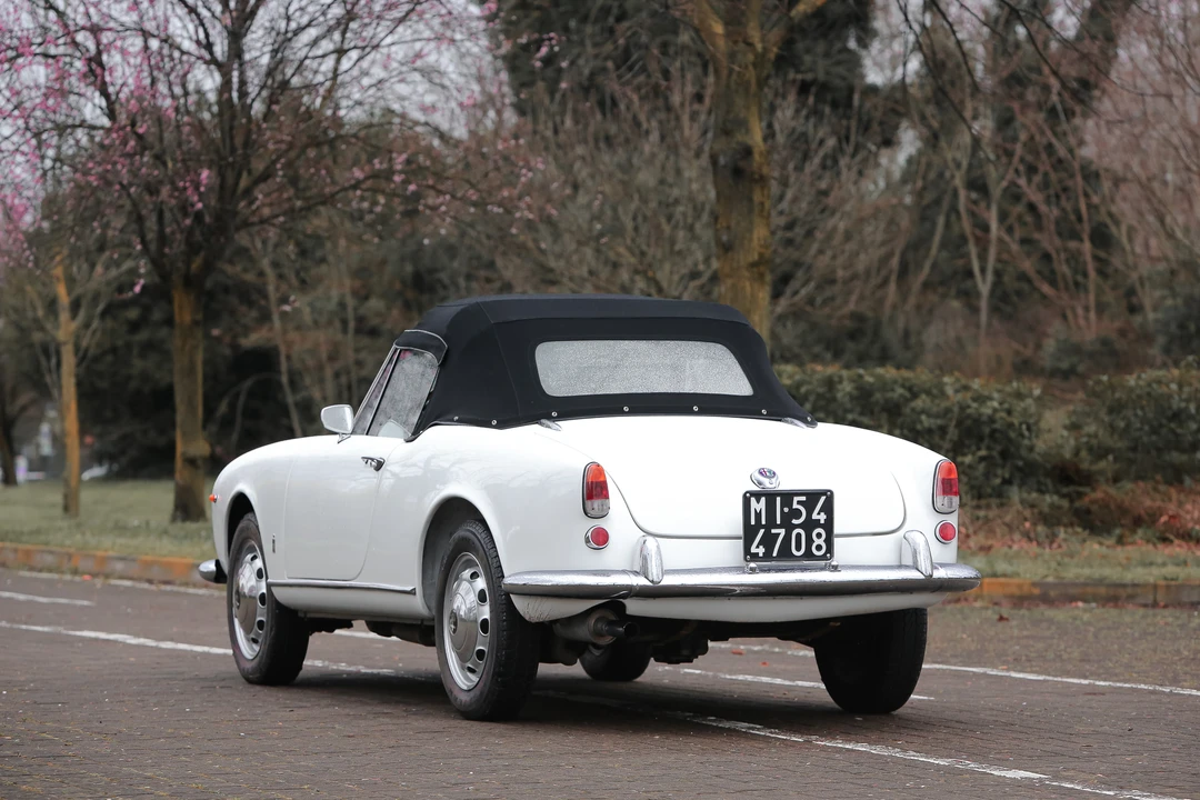 1961 Alfa Romeo Giulietta - Image 15 of 31