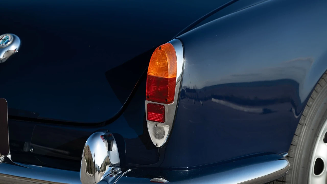 1961 Alfa Romeo Giulietta - Image 26 of 31